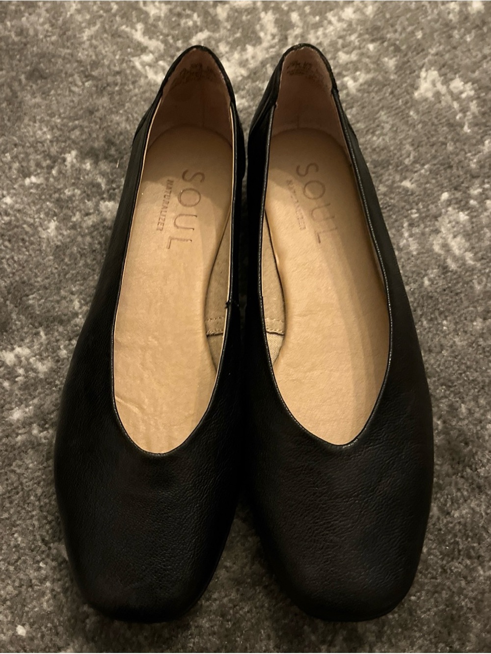 Naturalizer Black Leather Slip-On Flats - Closet Staple!